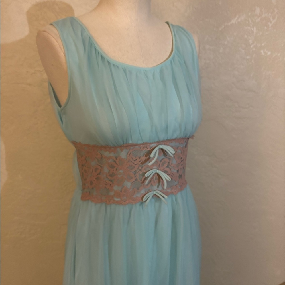 Women's Vintage Avian Light Blue Sleeveless Chiffon Nightgown Lace Sz M/L - Picture 2 of 14